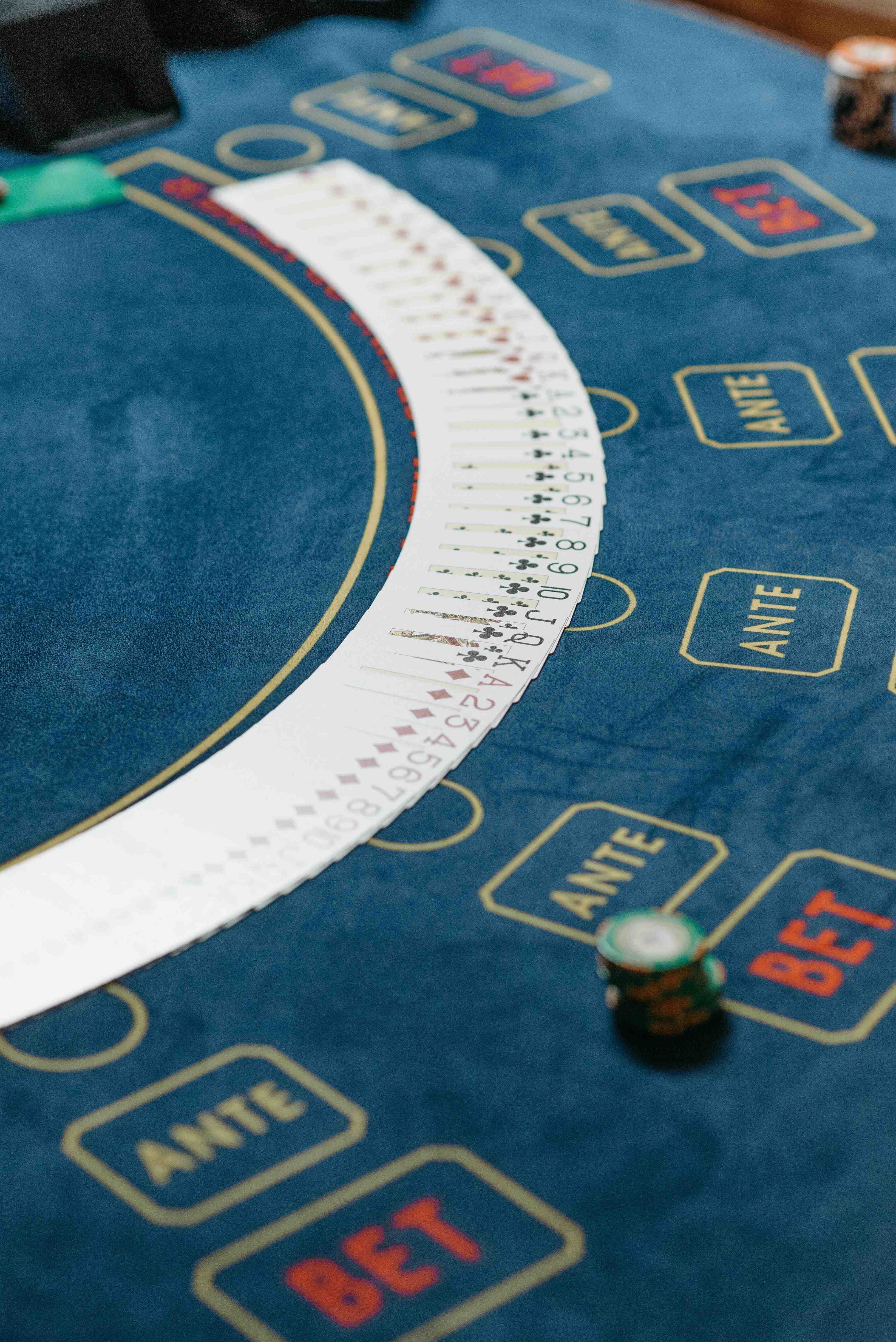 Sportsbook အားကစားလောင်းကစား ဘောလုံးပွဲ odds ကြည့်ရှုနေသောပုံ